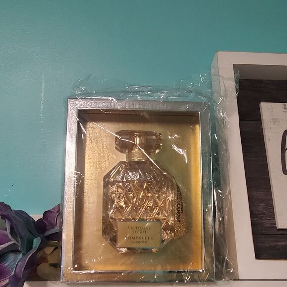 VICTORIA'S SECRET BOMBSHELL GLAMOUR - 3.4 OZ - Picture 5 of 8